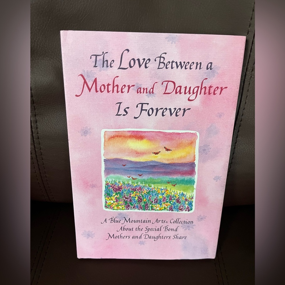 Mothers and Daughters Sentiment Book